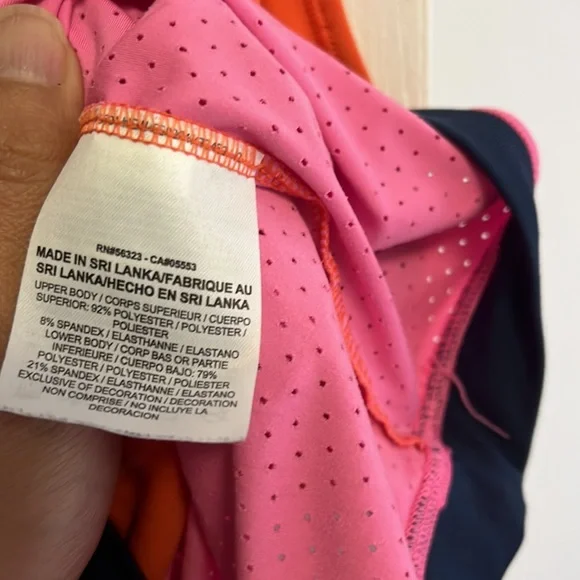 Nike Colour Block Top - Picture 9 of 9